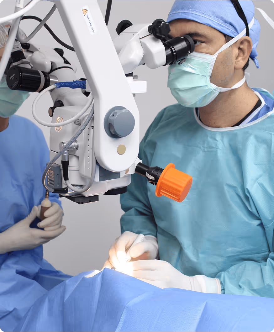 Dr. Ianchulev performing a procedure